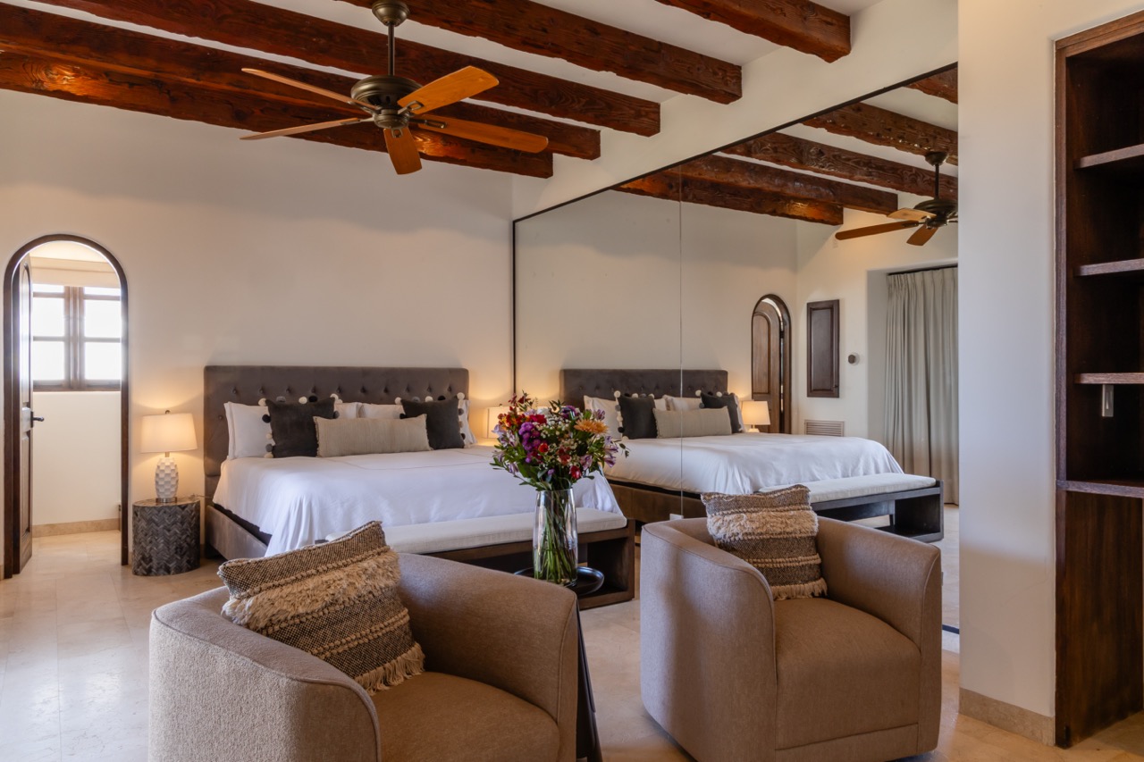 Guest room